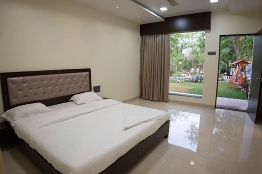 Rohan's Farms - 8 BHK — photo 17