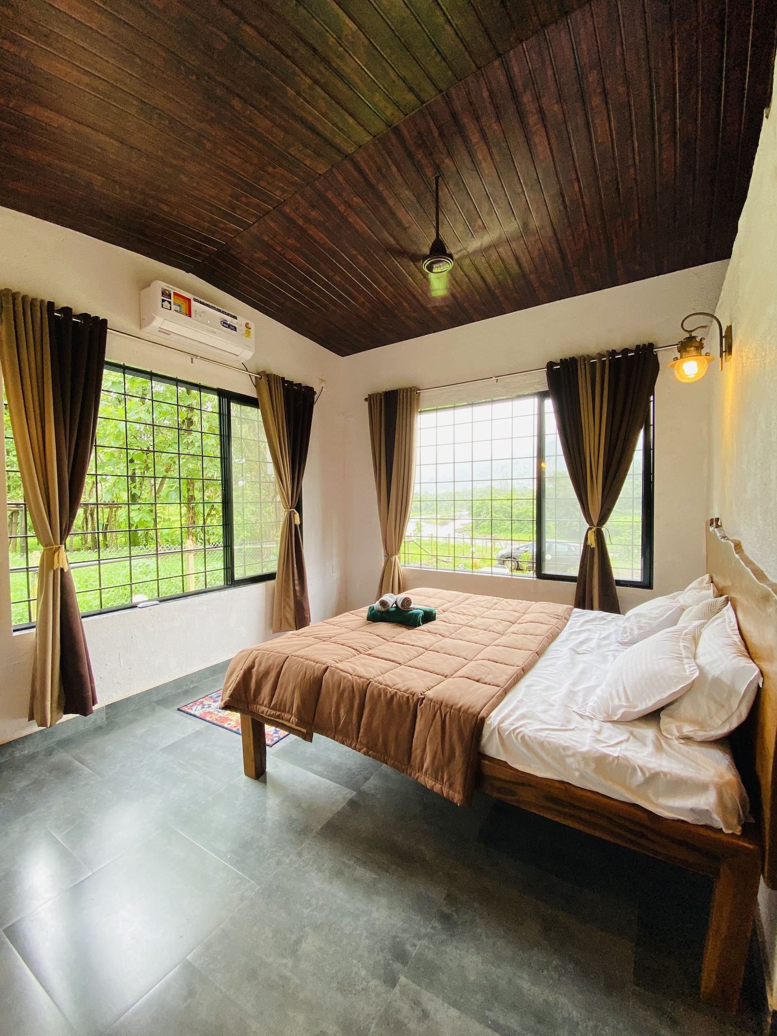 Varsha Villa - 4 BHK - Near River — photo 9
